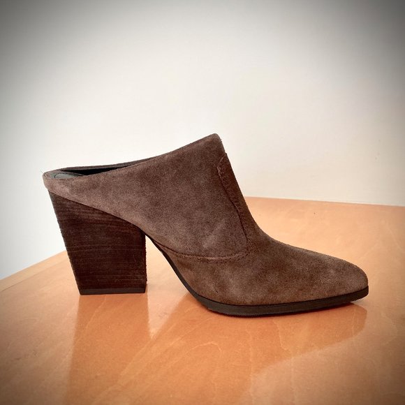 Donald J. Pliner NWT Valda Waxy Suede Mule Bootie in Dark Brown - Picture 3 of 12